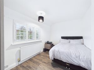 Photo 19- click for photo gallery